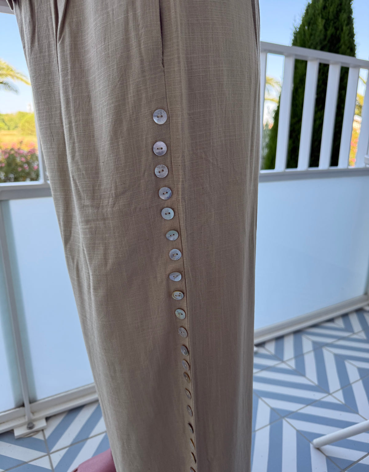 Ensemble Gold Sand
