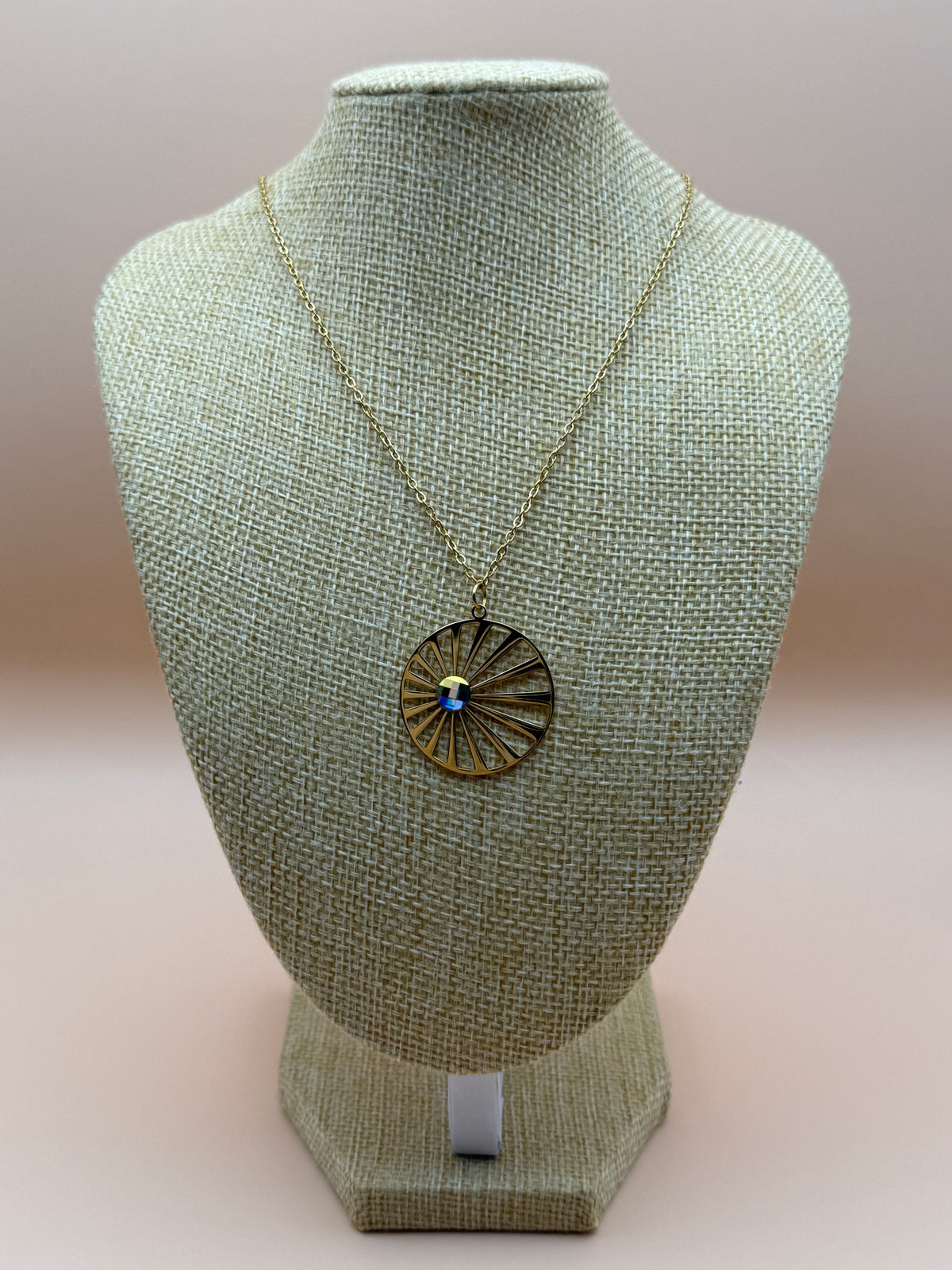 Collier Solara